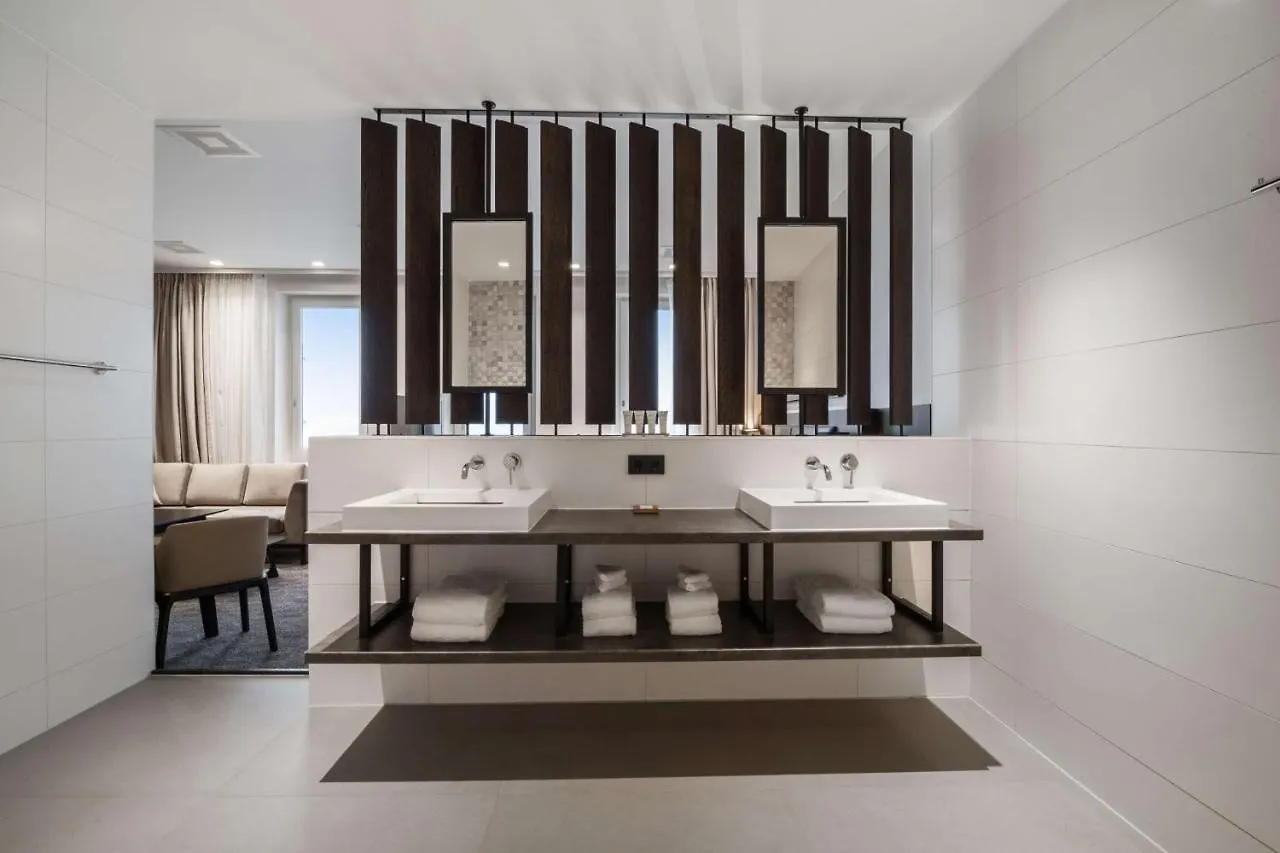 Radisson Hotel & Suites Amsterdam South Amstelveen 4*,  Netherlands
